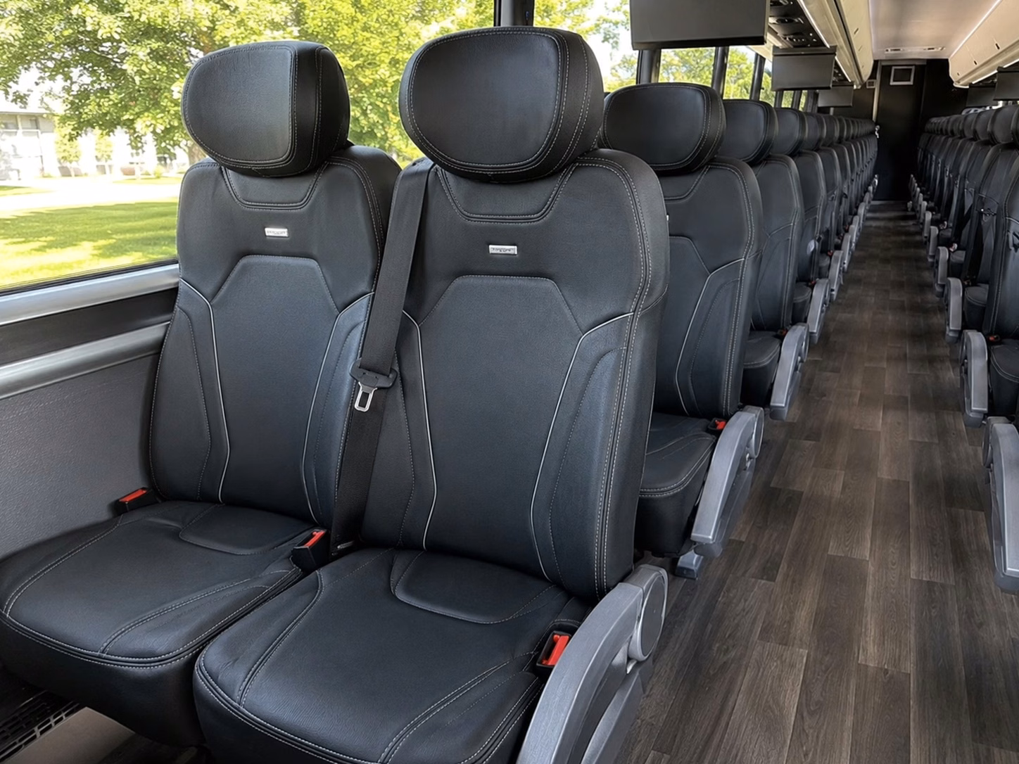 choose the right bus size for your san rafael wedding guest shuttle