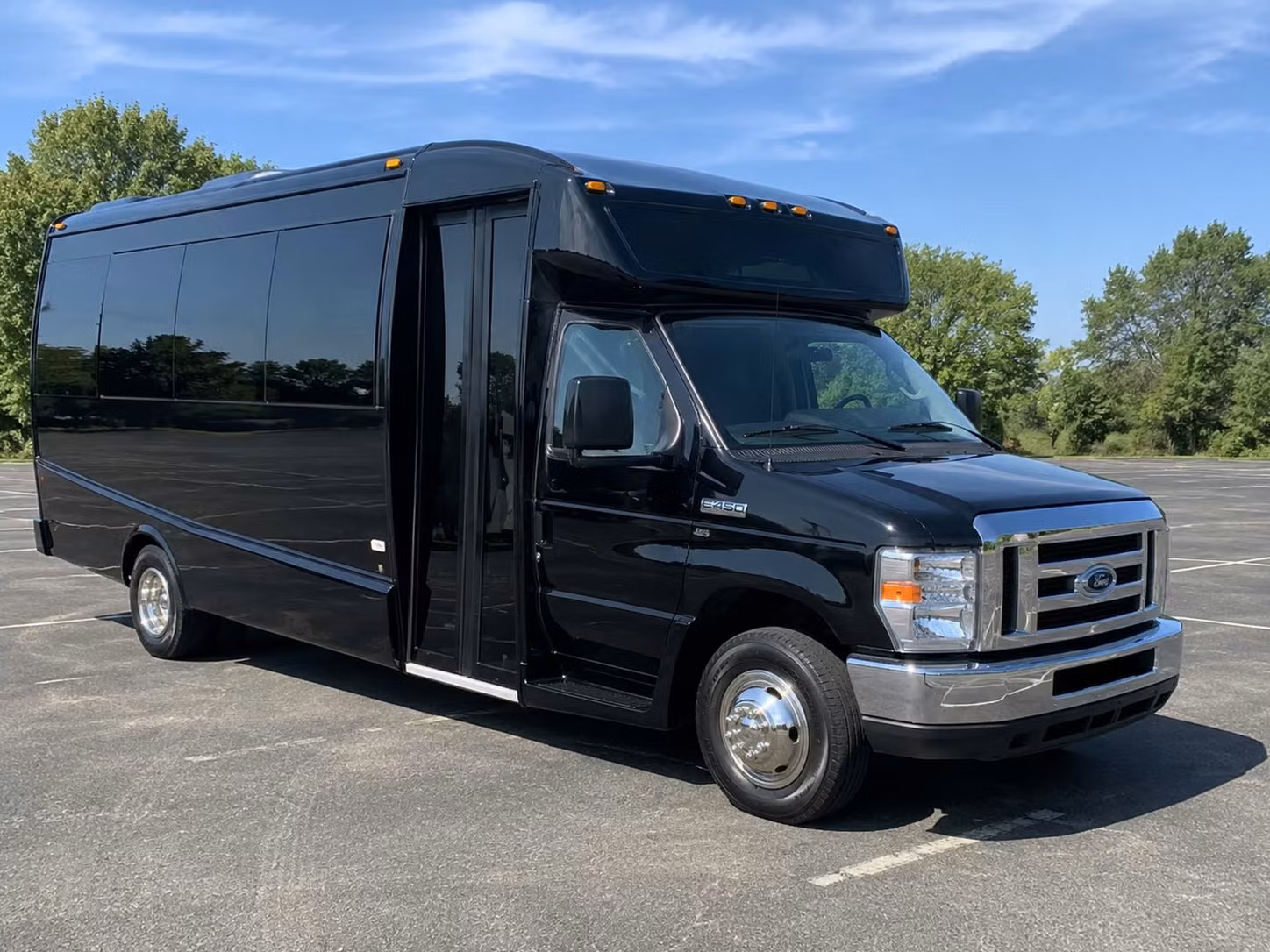 san rafael 18 passenger minibus rental